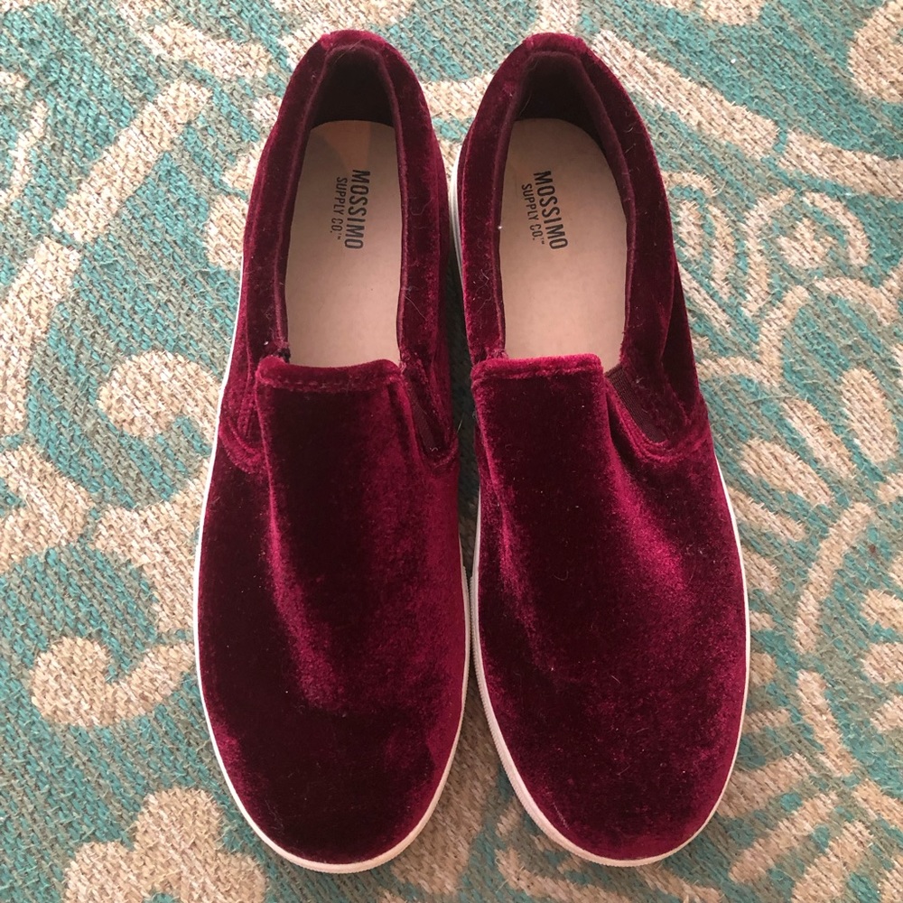 Mossimo Merlot colored Velvety slip on shoes